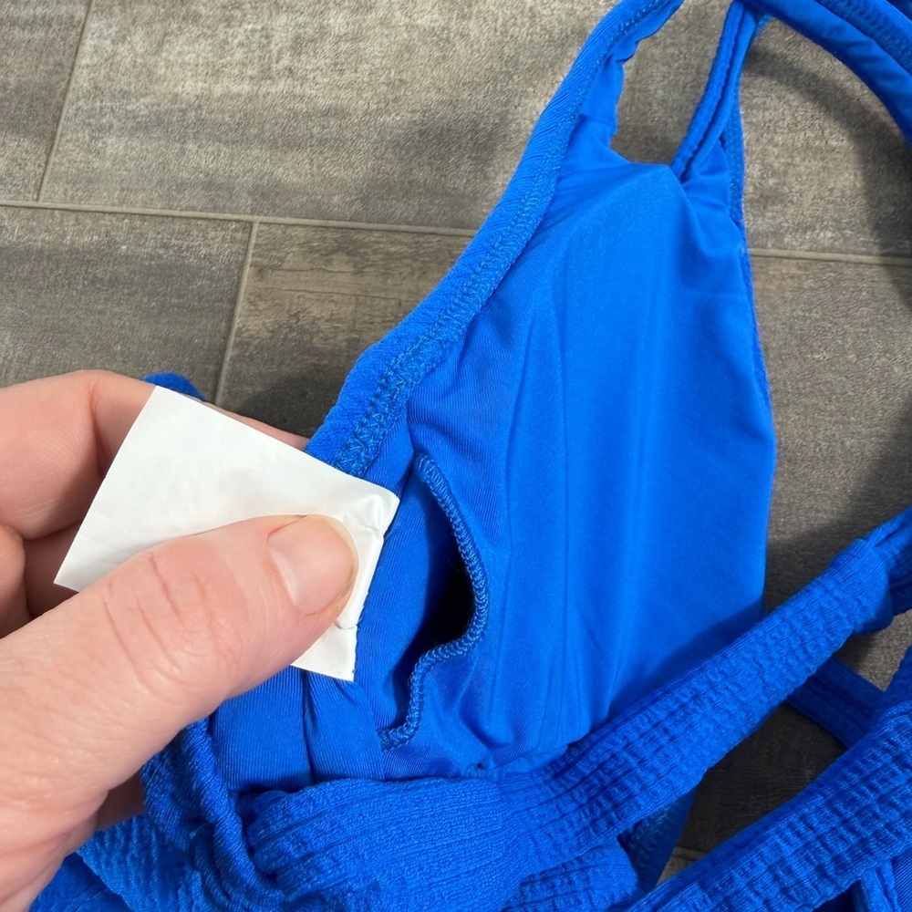 NEW Becca Pucker Up Tear Drop Blue One Piece - Picture 7 of 9